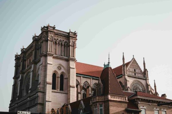 樓宇自控系統，智能化管理，安全，節能，舒適性，優勢